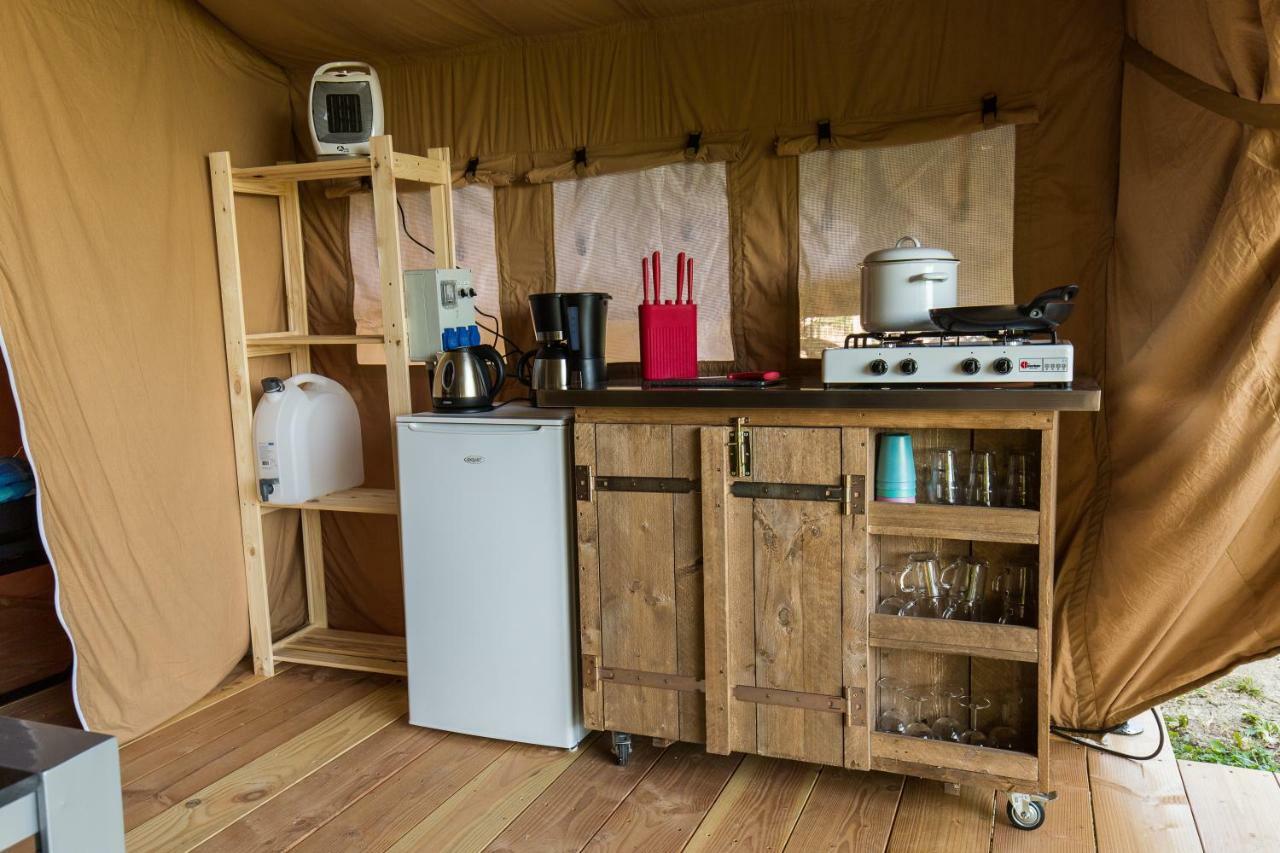 Safari Tent At Camping Le Roptai Hotel Rochefort Esterno foto