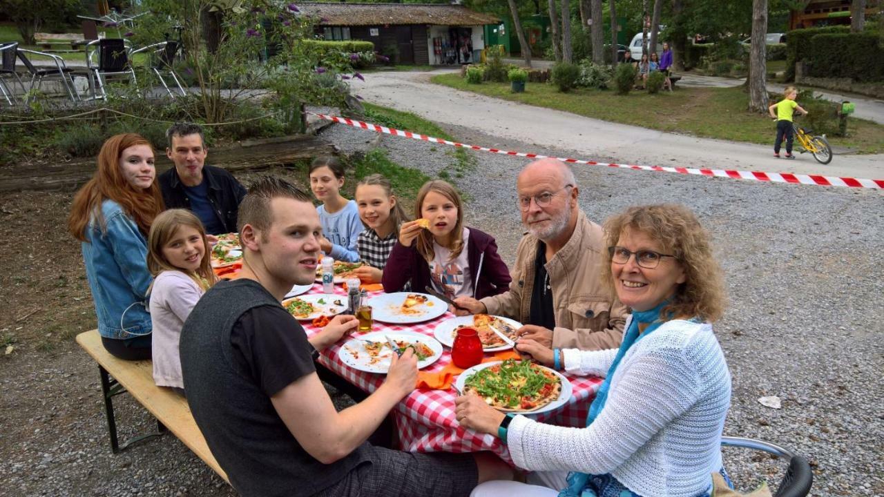 Safari Tent At Camping Le Roptai Hotel Rochefort Esterno foto